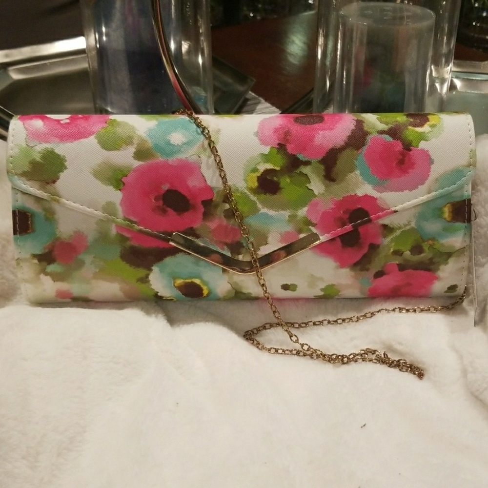 BRAND NEW clutch bag